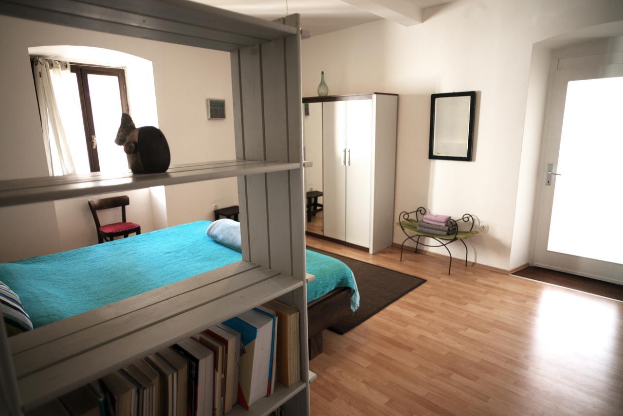 Loggia Motovun Apartamento Exterior foto